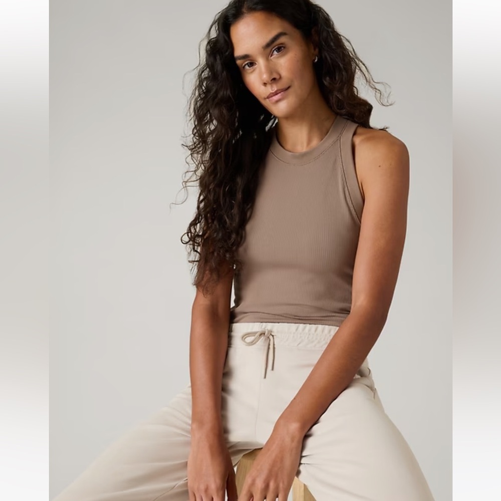 Athleta Seasoft Mid Rise Straight Crop Pants Sz M - Picture 4 of 11